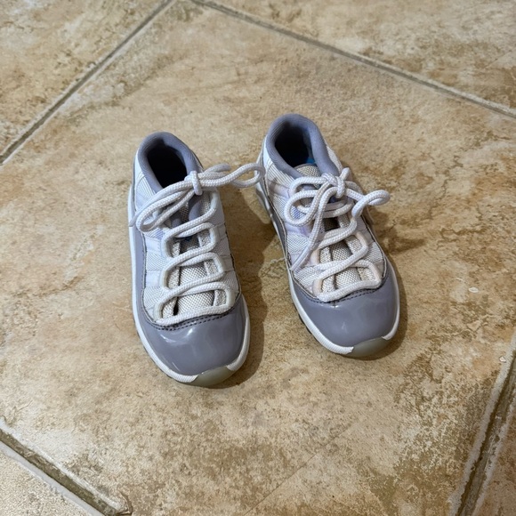 Jordan 11 Retro Low Cement Grey  8.5 Toddler - Picture 1 of 4